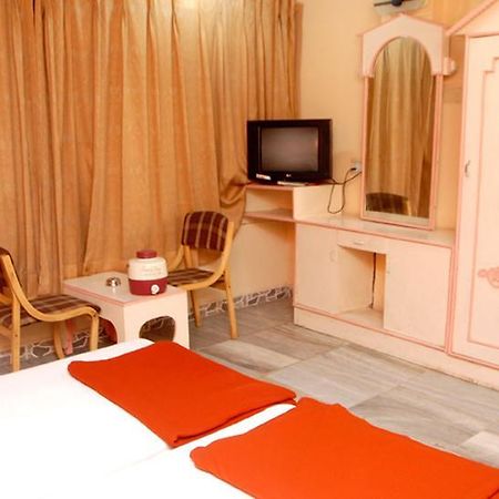 Hotel Sea View Diu Extérieur photo
